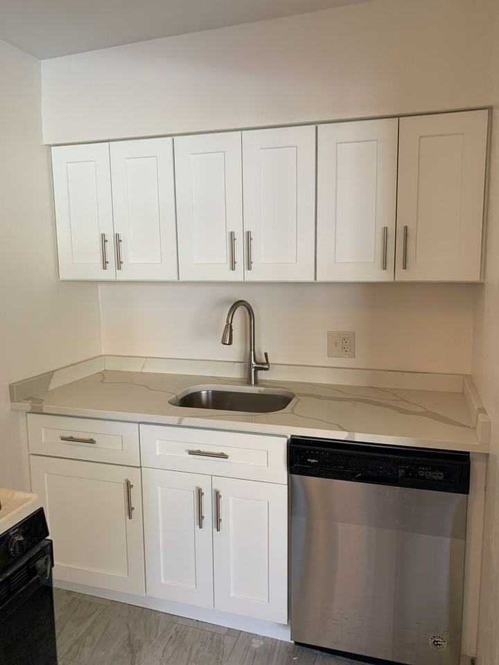 2355 Eldridge - Photo 5 of 38
