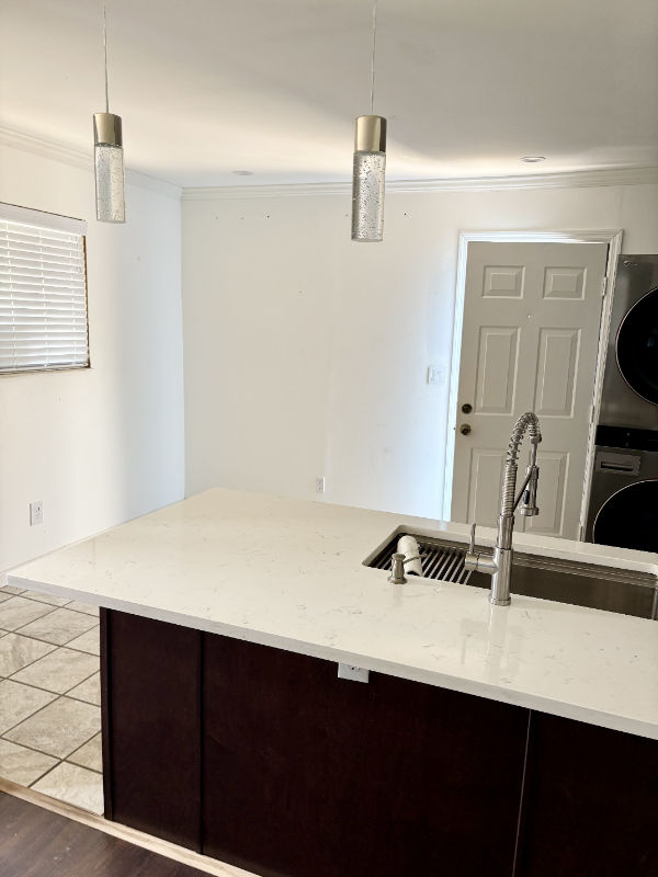 933 East Ave - Photo 3 of 25