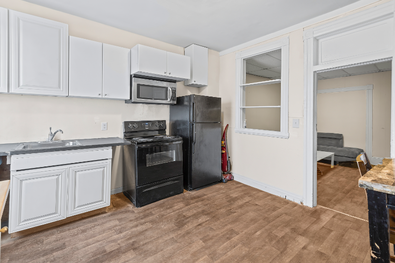 4613 Pimlico Rd - Photo 3 of 8