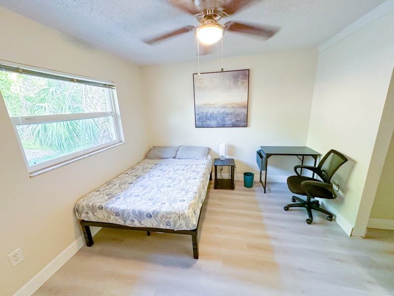 2370 Leon Ave #2370 - Photo 2 of 10