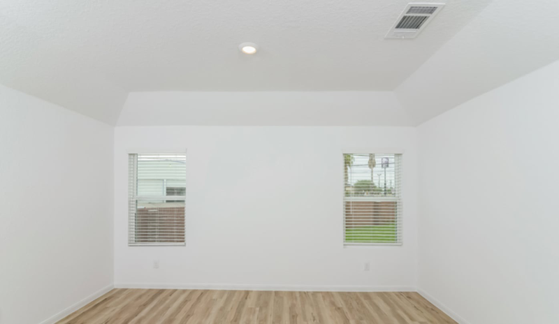 1707 Morse Way - Photo 3 of 13