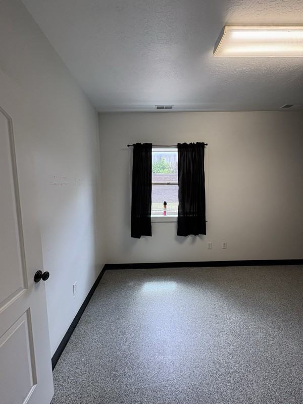 45 Ws - Photo 3 of 5