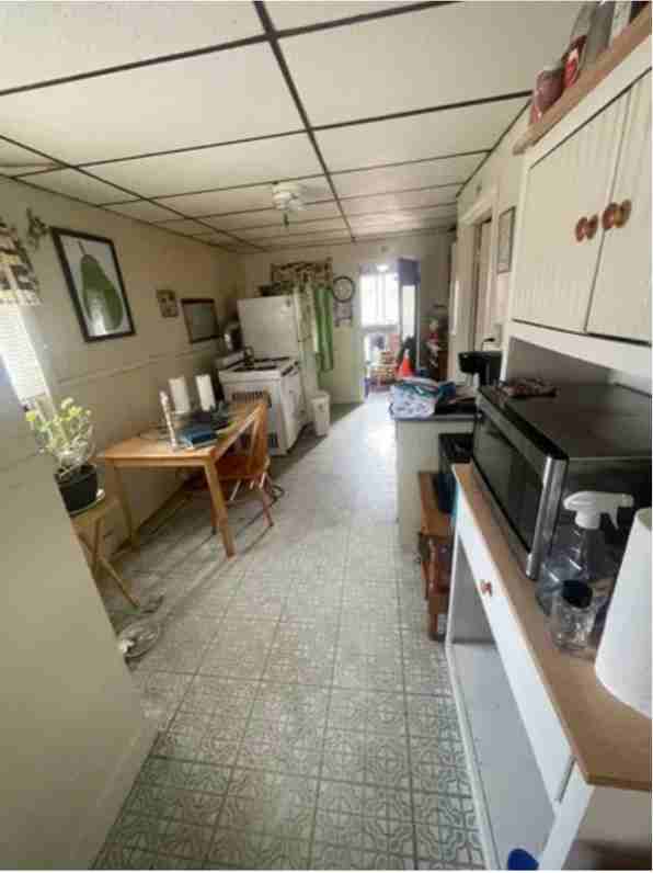 399 Shrewsbury St #2 - Photo 3 of 7