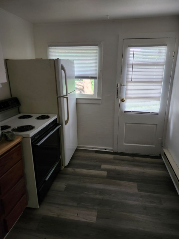 328 17th St #328 - Photo 3 of 10