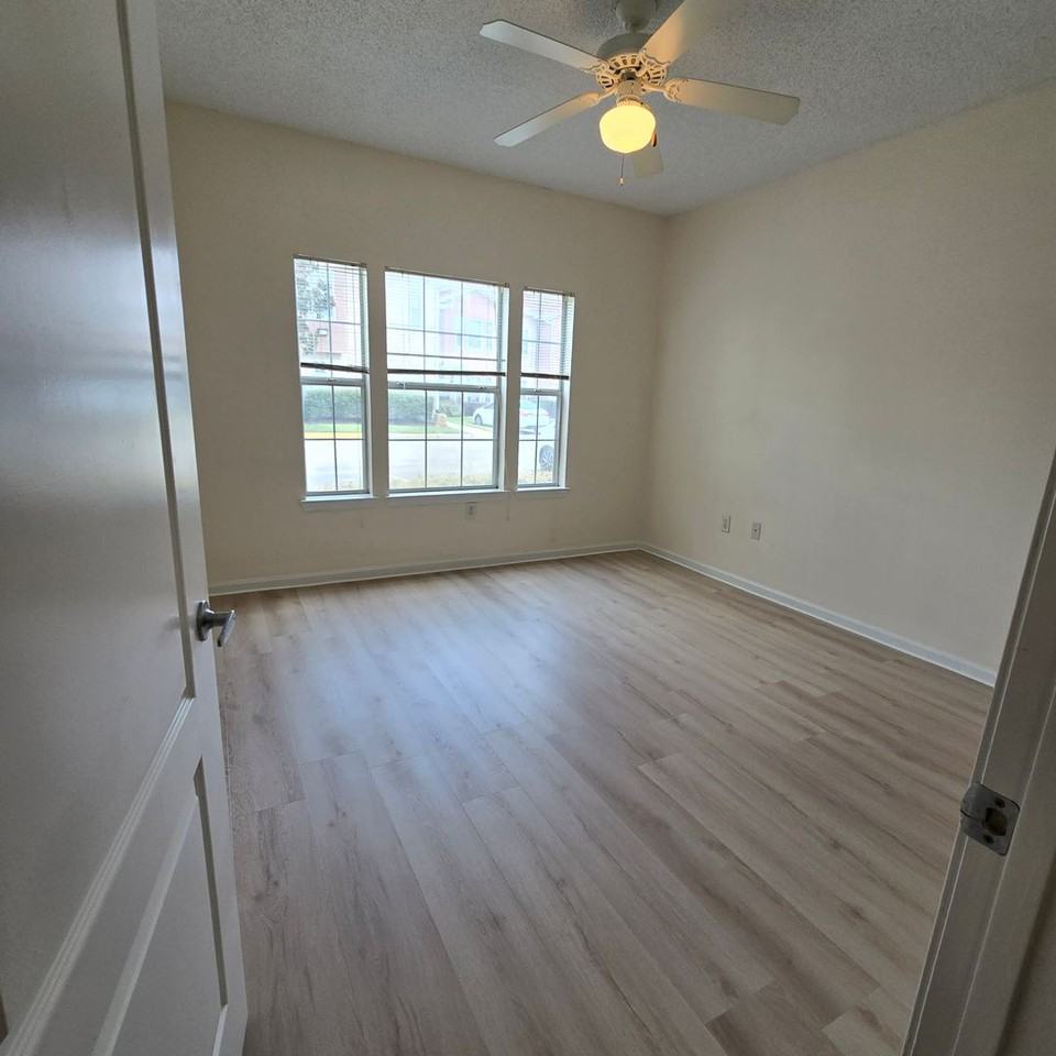 12020 Villanova Dr #103 - Photo 2 of 39