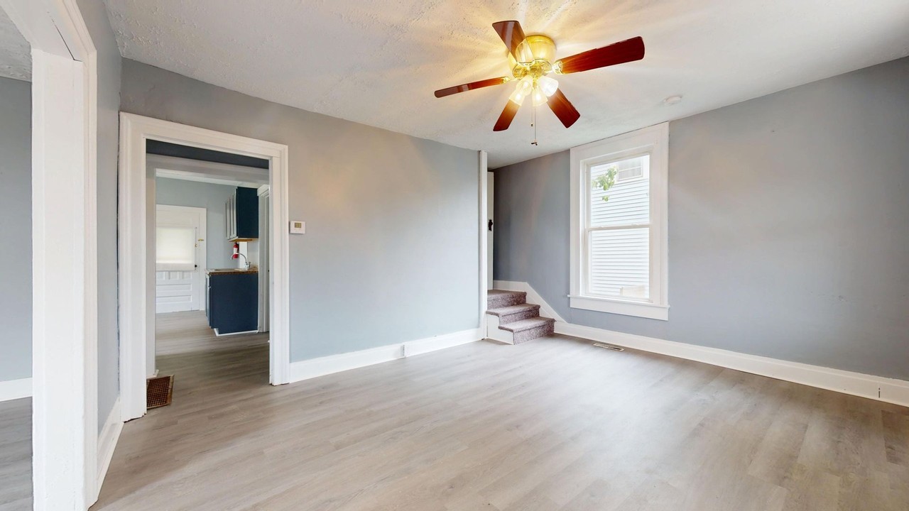 420 Church St - Photo 2 of 18