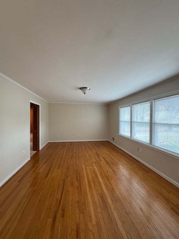 9 Bedford Forest Dr - Photo 3 of 18