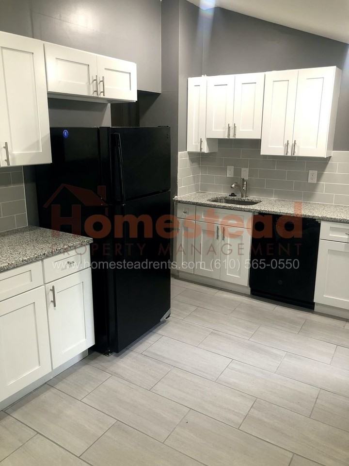 4324 Ridge Rd - Photo 2 of 13