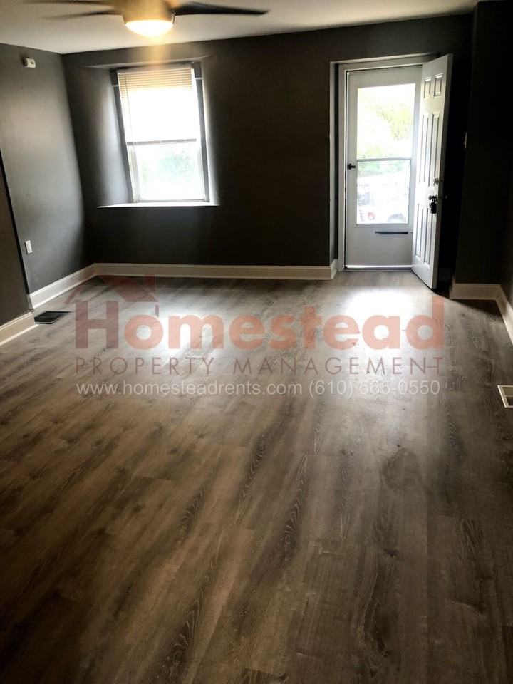 4324 Ridge Rd - Photo 4 of 13