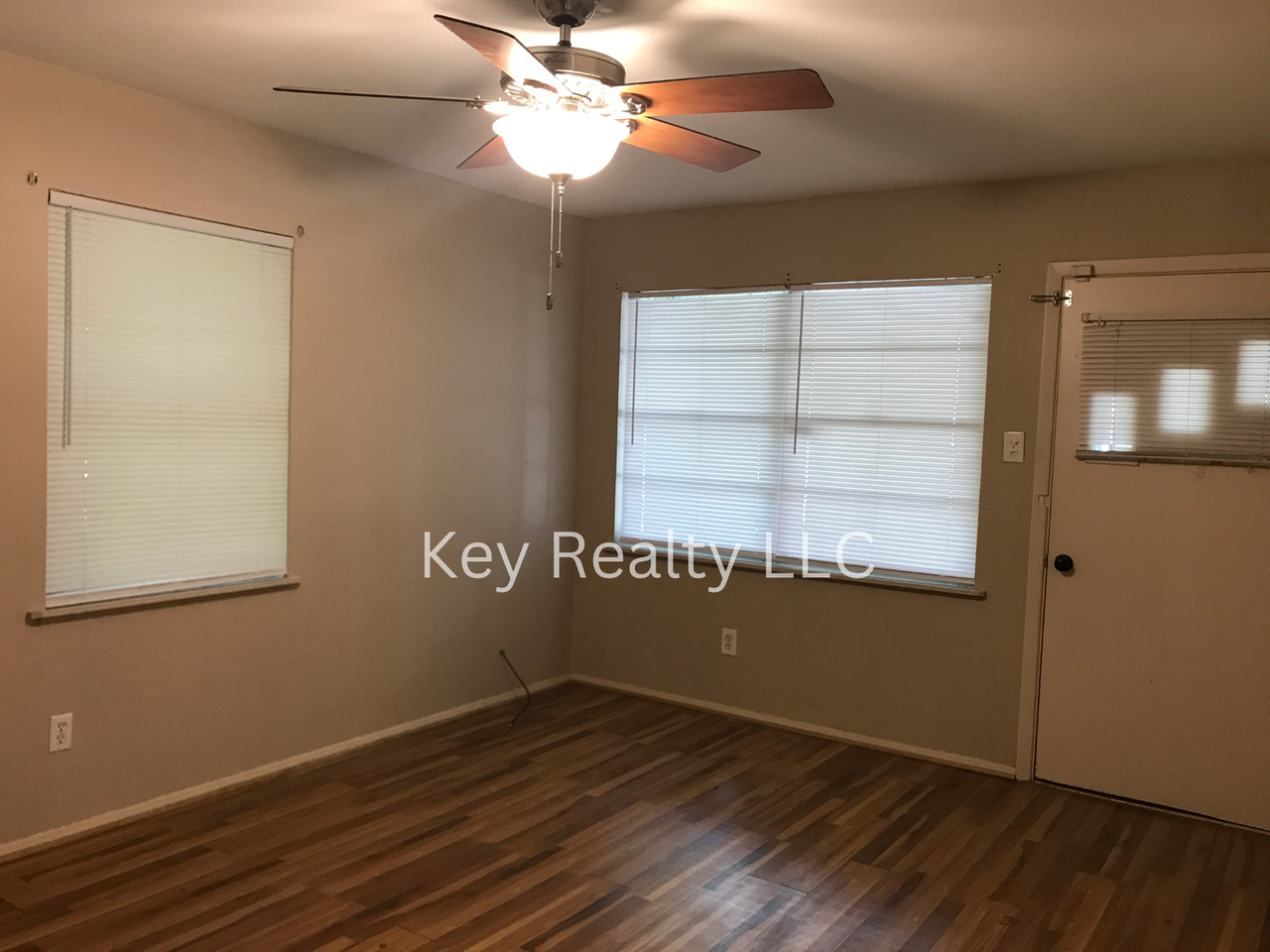 701 Avoyelles Dr - Photo 2 of 5