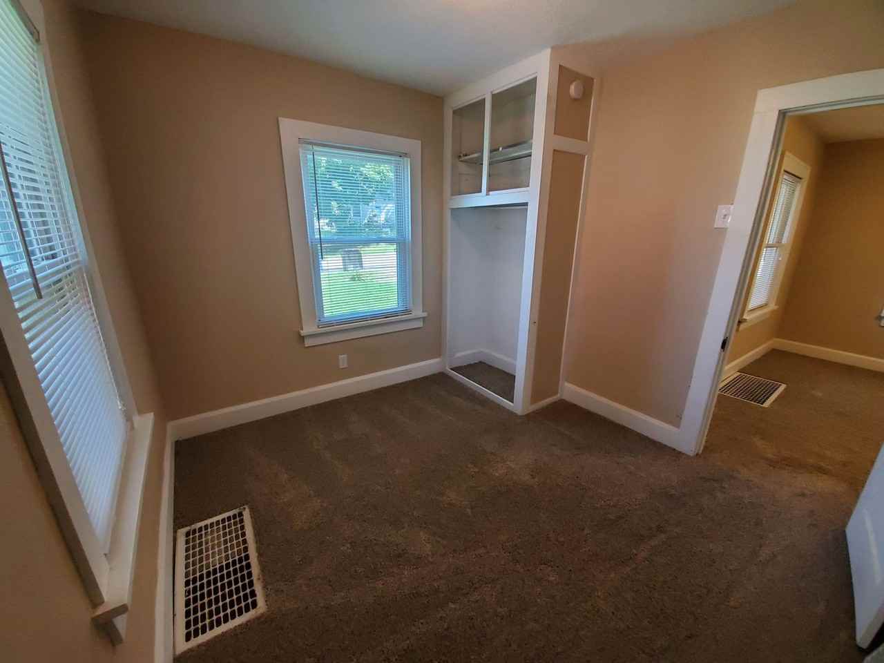 3101 Cleveland Ave - Photo 7 of 16