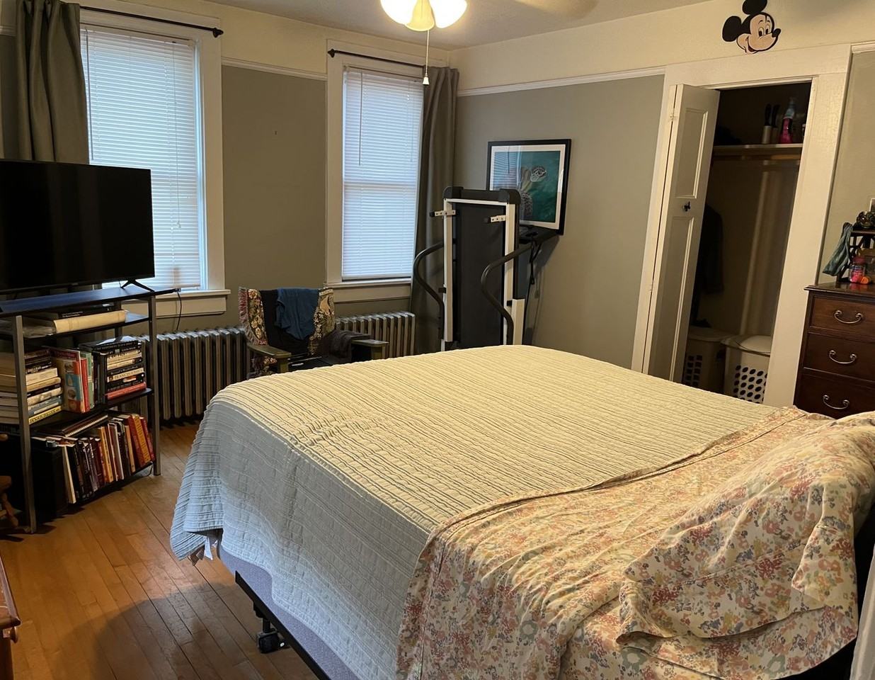 1323 E Kane Pl - Photo 3 of 7