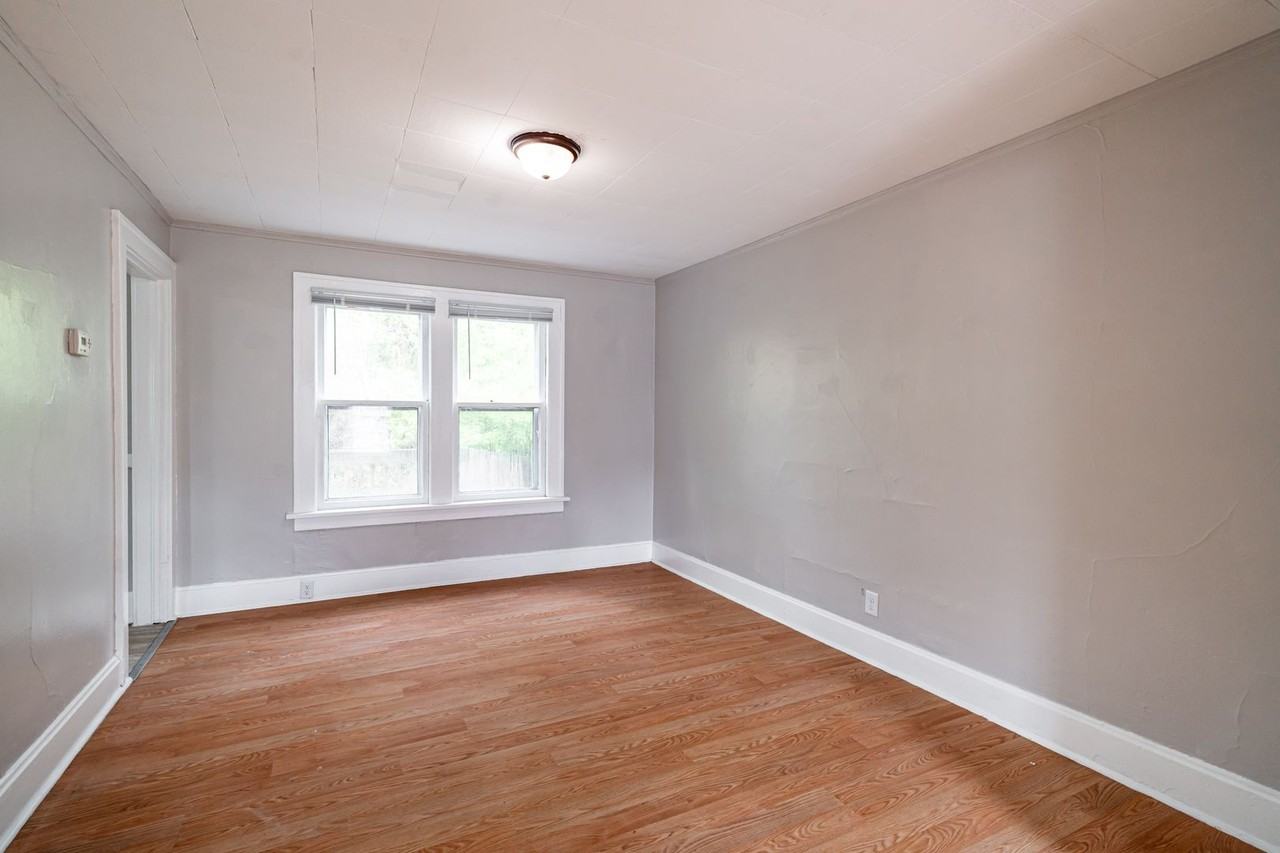 4020 11th Ave - Photo 6 of 29