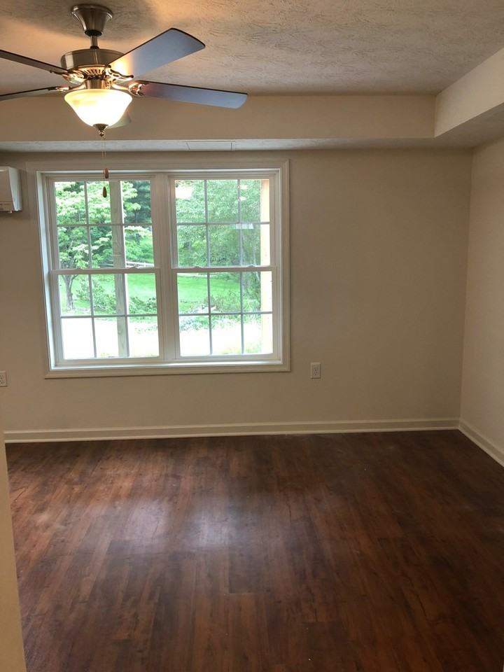 1612 Allison Way #2 - Photo 4 of 10