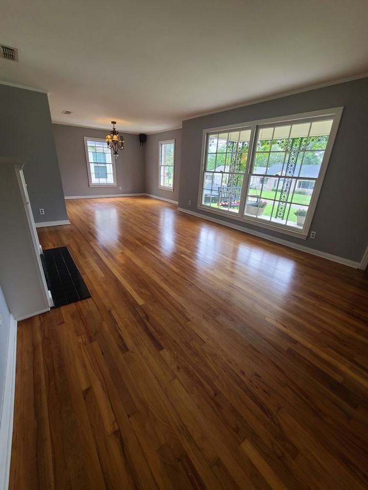 1125 S Wall Ave - Photo 3 of 49