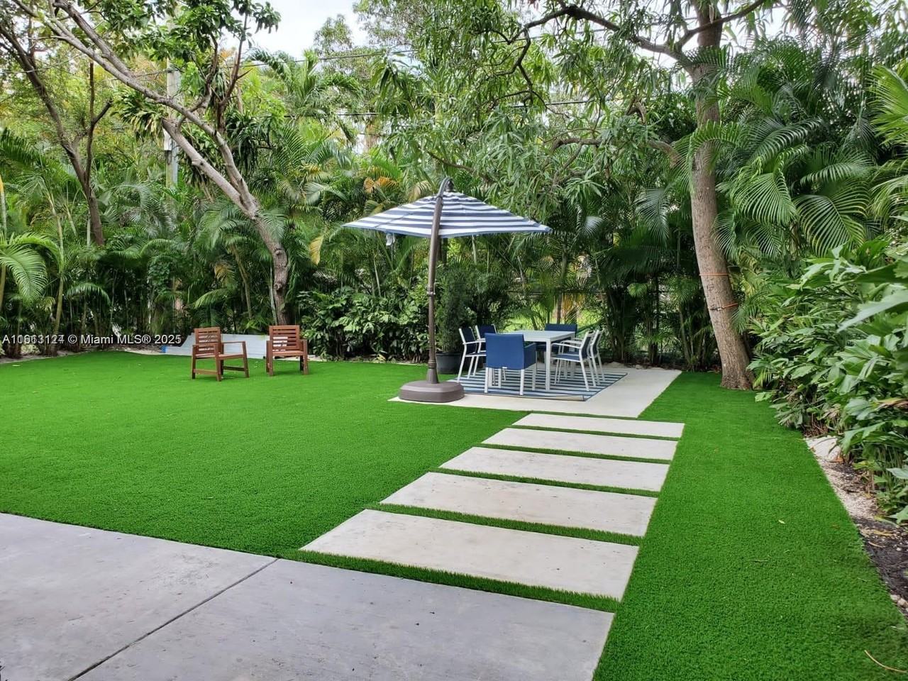 77 Ne 43rd St #NA - Photo 5 of 15