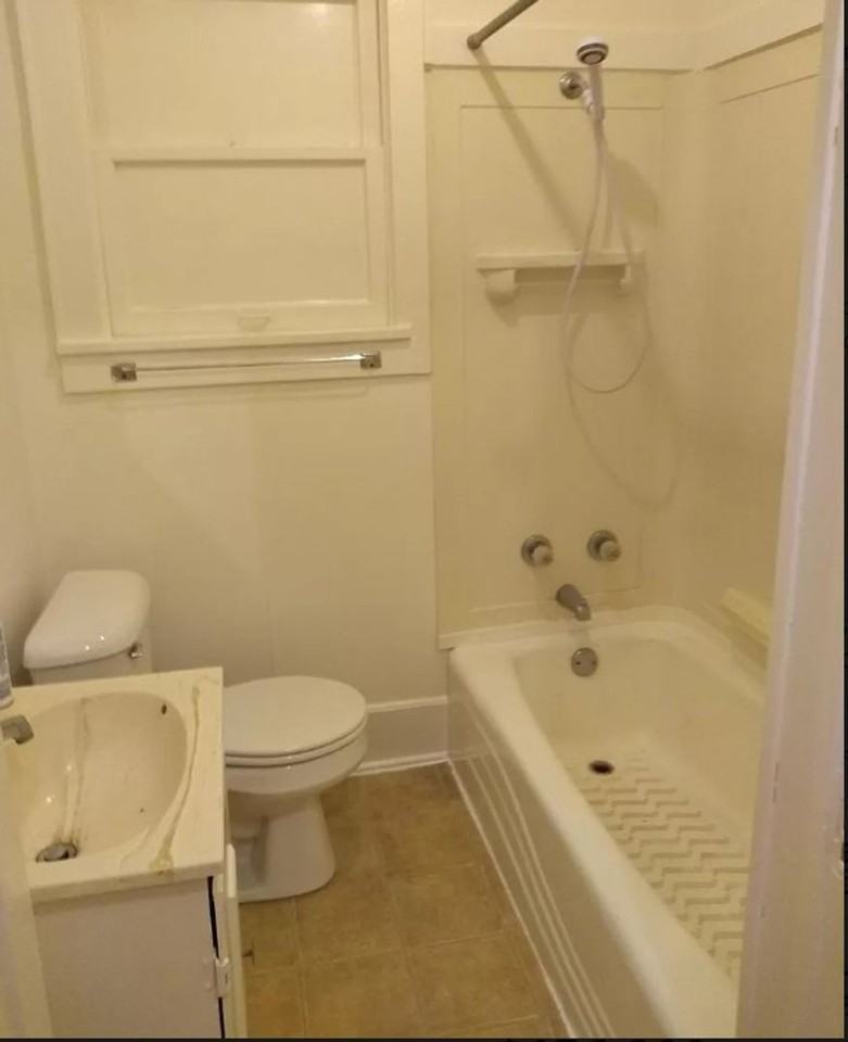 840 S Flood Ave - Photo 3 of 29