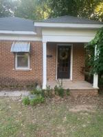 featured image of 840 S Flood Ave