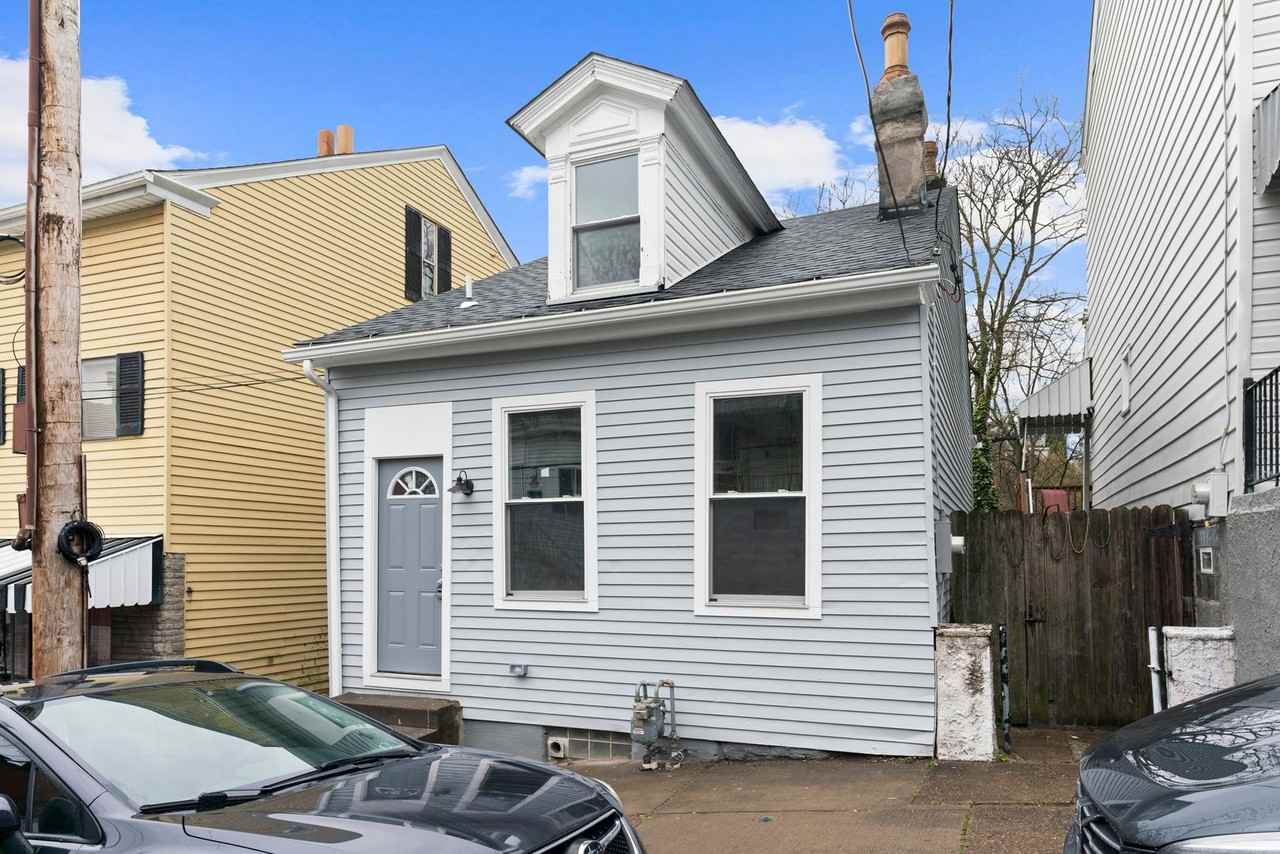 117 Frederick St - Photo 2 of 17