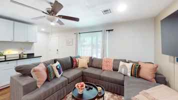 featured image of 6241 S 14th Pl #NA