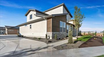 featured image of 8389 West Shams Lane