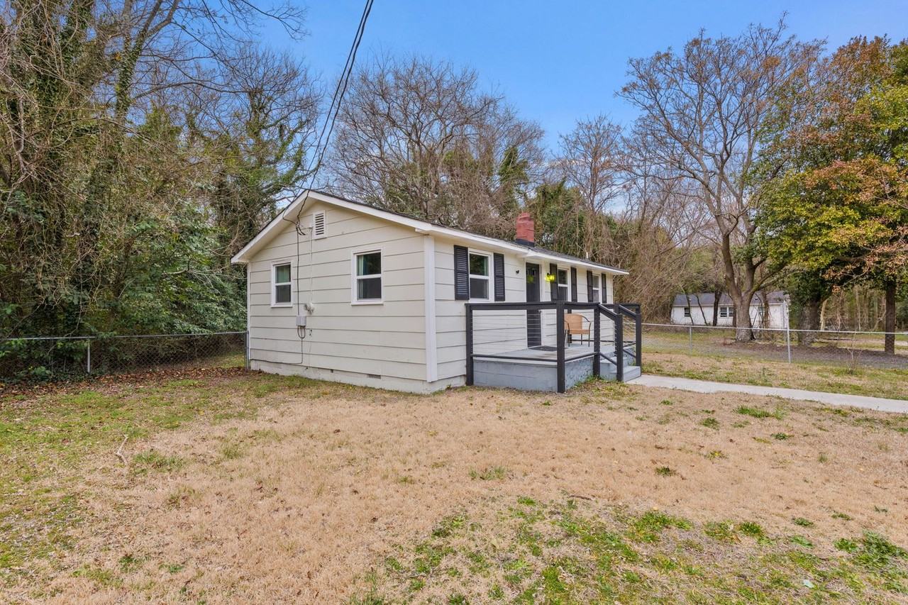 700 Ross Rd - Photo 5 of 17