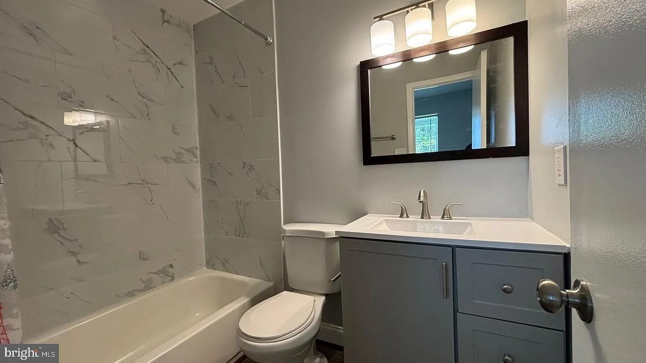 5394 Eliots Oak Rd #5394 - Photo 3 of 13