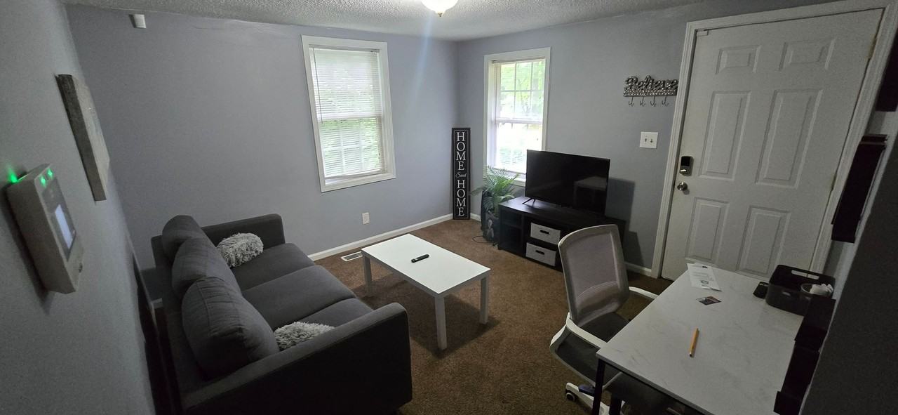 202 Bookington Dr - Photo 2 of 14