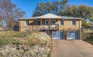 featured image of 5801 South 50th Street