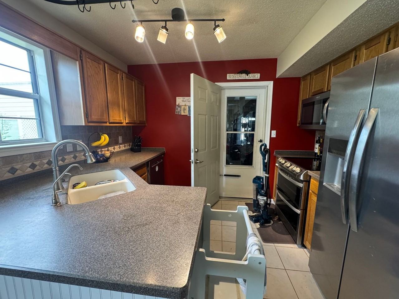 6 Old Pond Ct - Photo 5 of 38