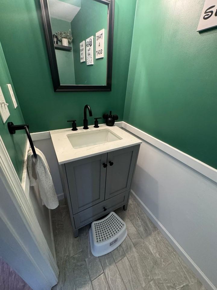 6 Old Pond Ct - Photo 7 of 38