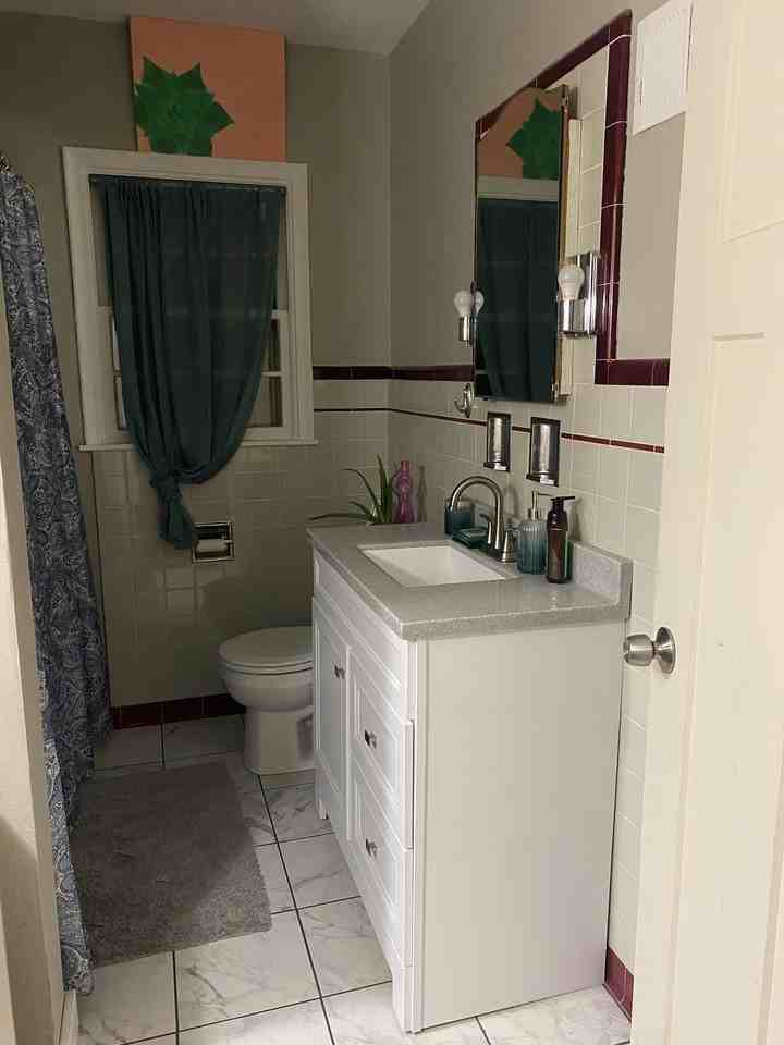 3120 Douglas St #NA - Photo 3 of 10