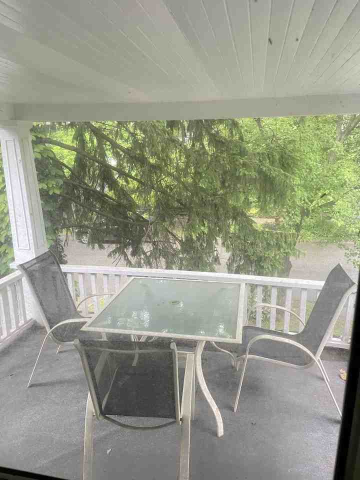 2296 Grandview Ave #2 - Photo 5 of 23