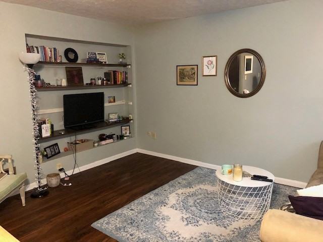 1291 Forsythe Ave #B - Photo 7 of 9