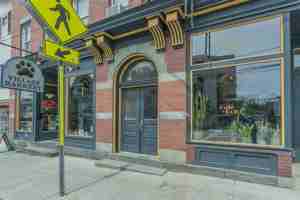 featured image of 31 Main St #PH