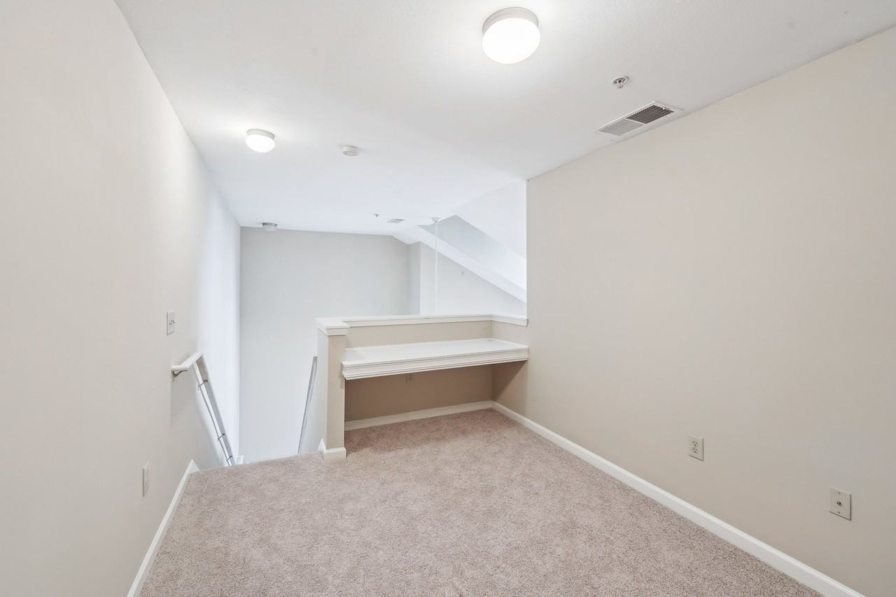 Stillwood Farms Apartments at Newnan - Photo 7 of 51