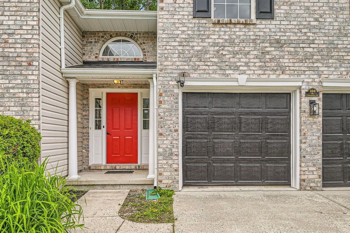 308 Tidewater Dr - Photo 3 of 43