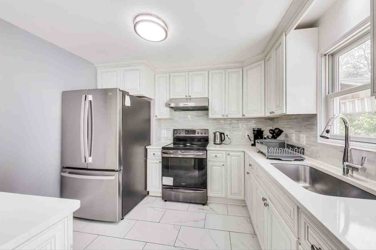 Narragansett Pkwy - Photo 7 of 24