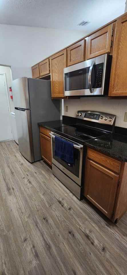 Sandalwood Ln - Photo 5 of 11