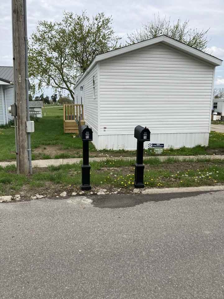 Bloomfield MHP - Photo 5 of 22