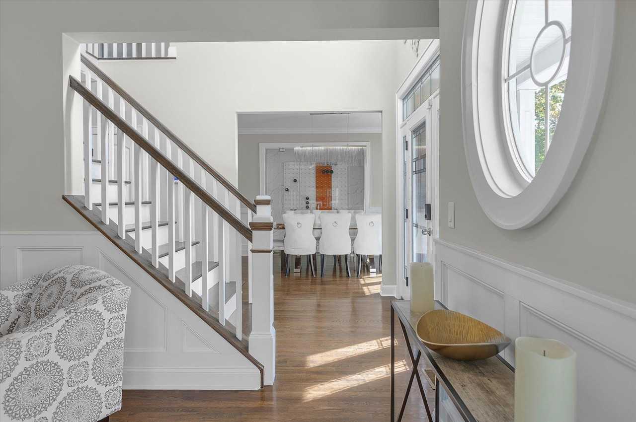 50 Kerry Ct - Photo 3 of 49