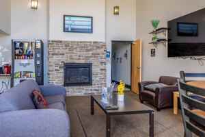 featured image of 1284 Midway Rd