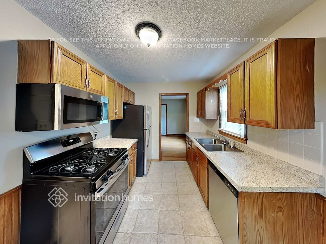 3532 Utah Ave S - Photo 7 of 20