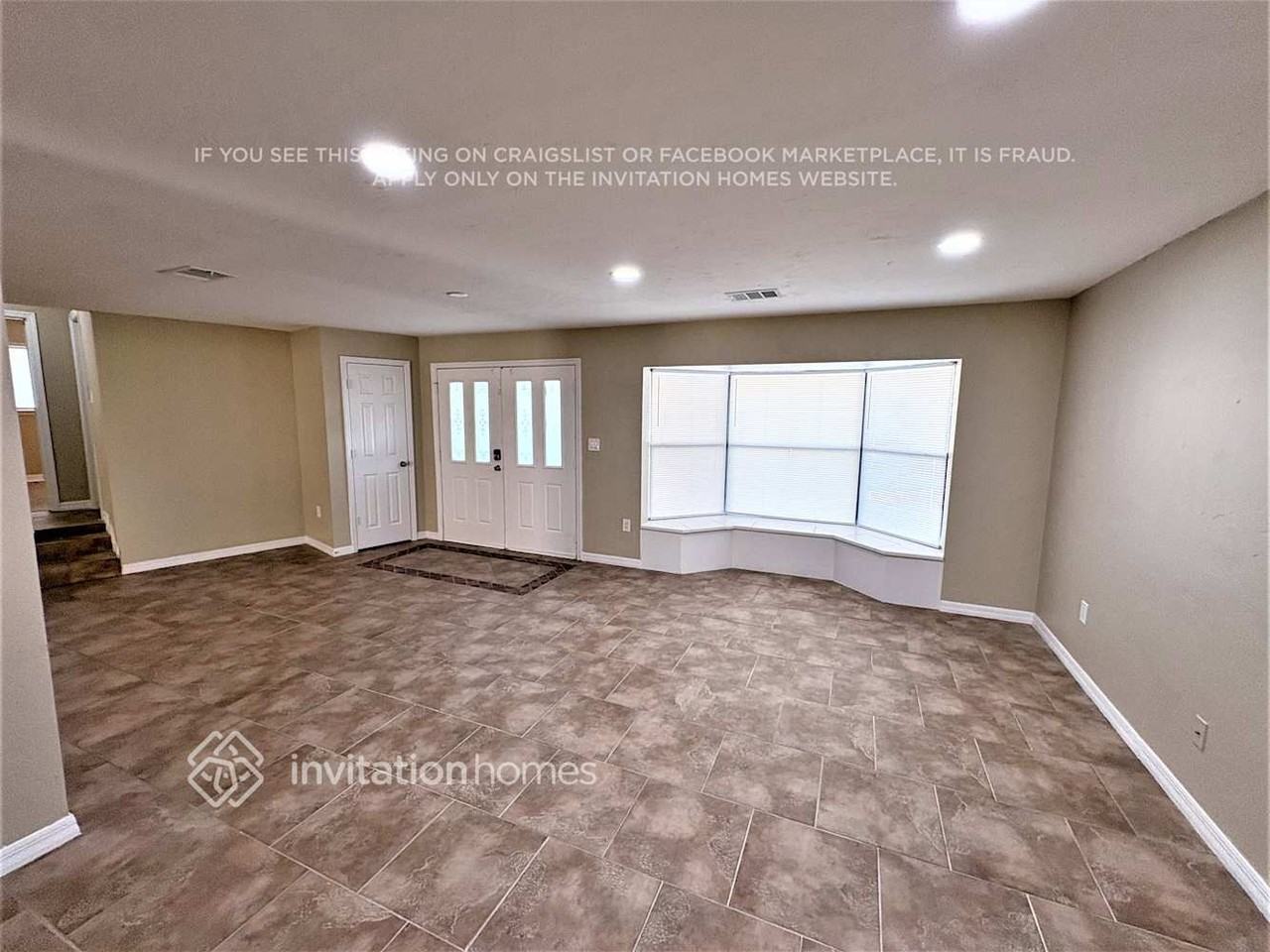 2401 24th Way - Photo 2 of 16