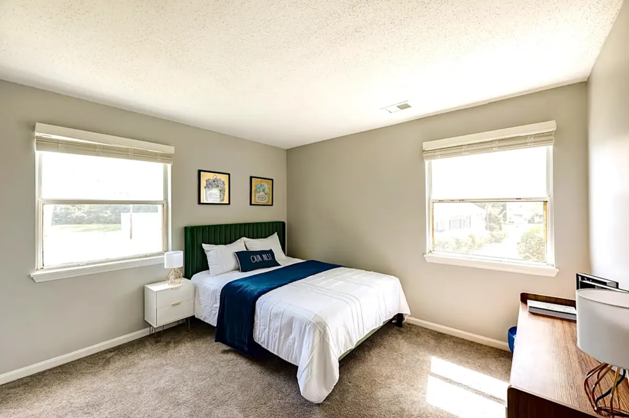 Sedgefield Square - Photo 7 of 95