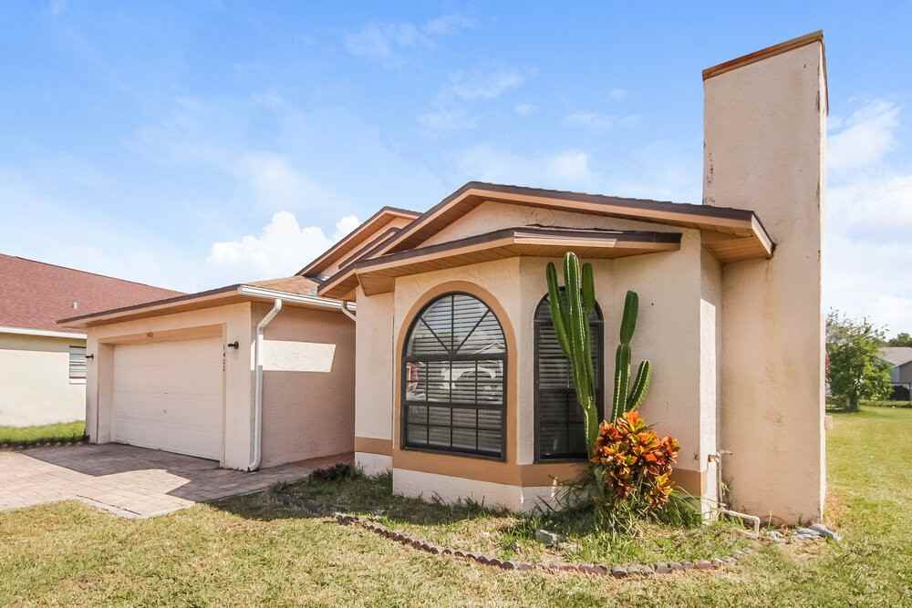 1422 Mimi Ct - Photo 3 of 16