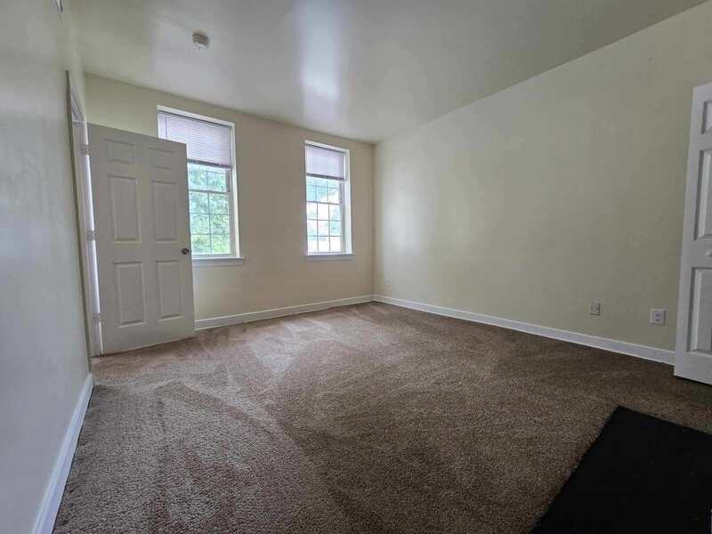 302 E Wythe St #6 - Photo 6 of 21