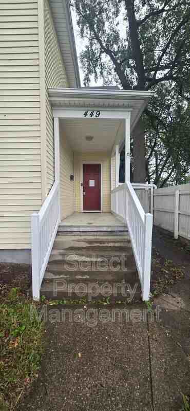449 Ruth St - Photo 2 of 37