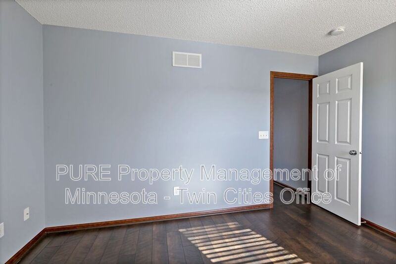 1491 Pembroke Pass - Photo 2 of 22