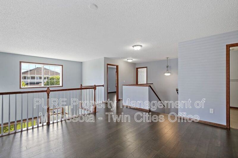 1491 Pembroke Pass - Photo 3 of 22